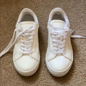 Super cute Steve Madden sneakers!